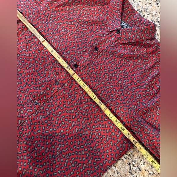▪️THE CAST NYC Leopard Print Dress Shirt - Picture 11 of 12